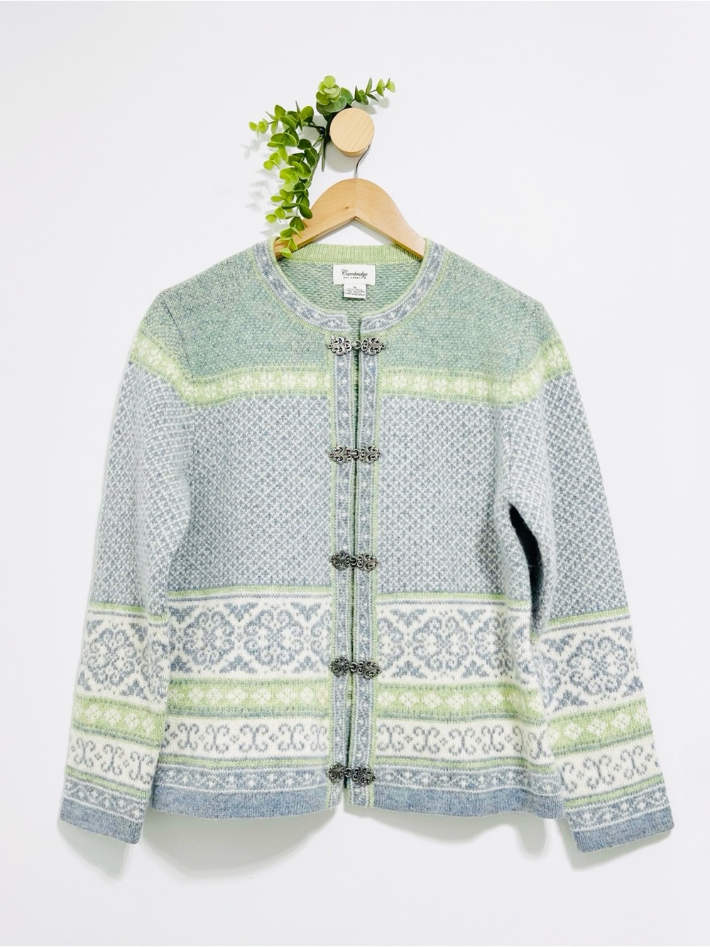 Cambridge Dry Goods 100% Wool Vintage Nordic Sweater